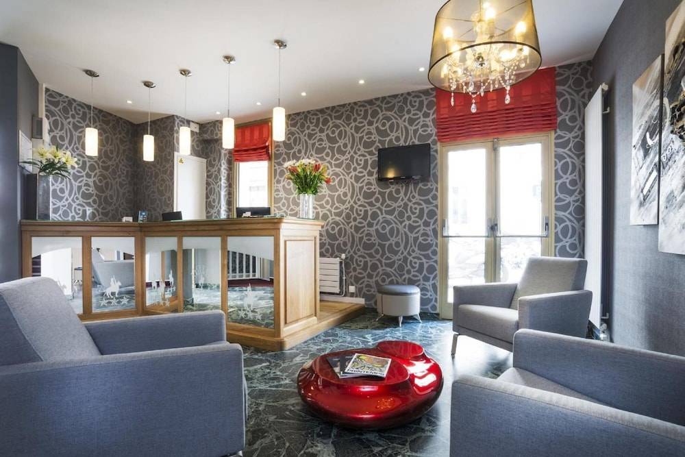 Hotel Charlemagne 2