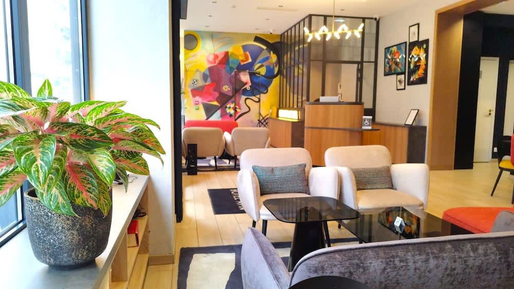 Avia Hôtel Saphir Montparnasse 2
