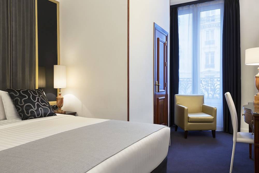 Meliá Paris Champs Elysées 2