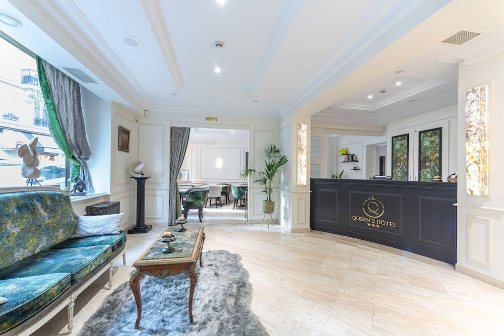Queens Boutique Hotel 2