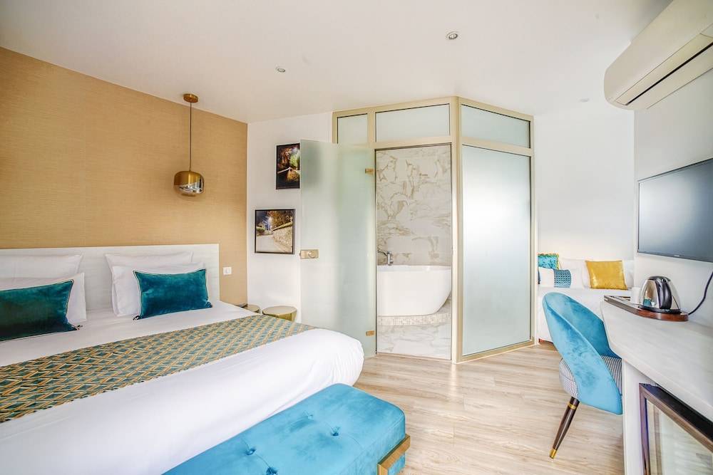 Queens Boutique Hotel 1