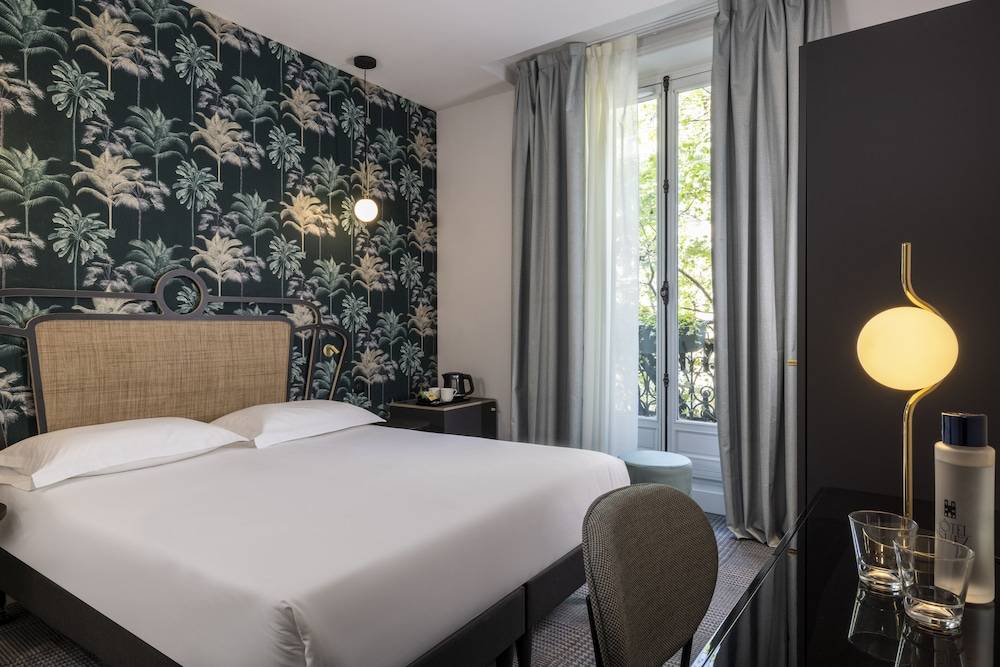 Hotel De Suez 1