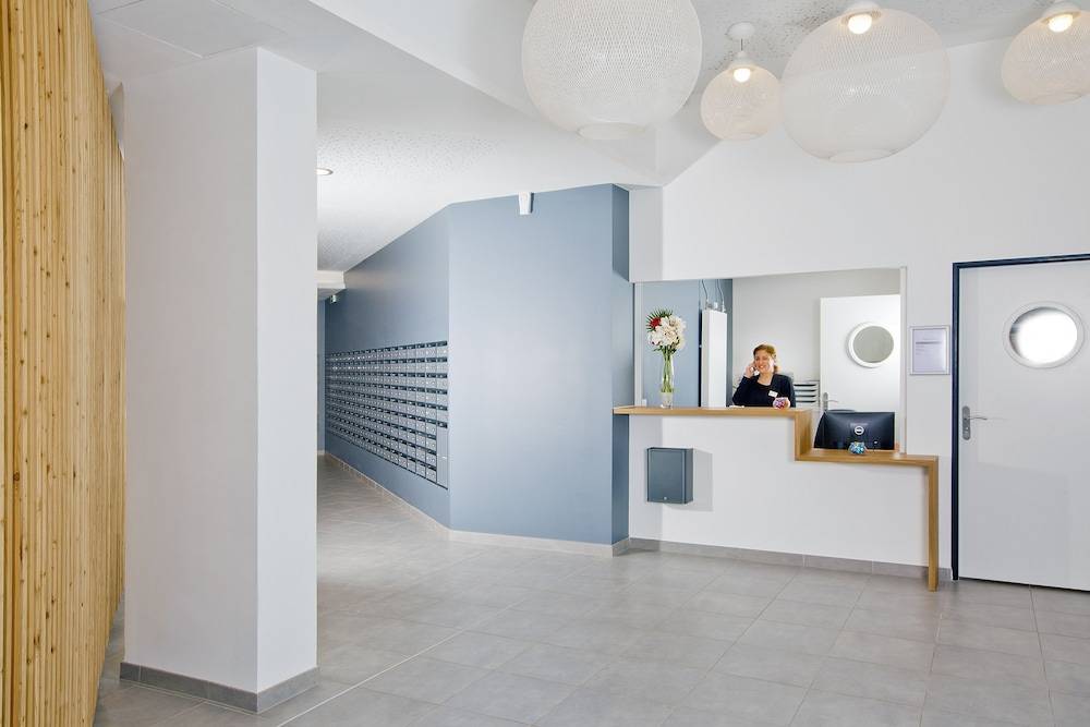 Sejours & Affaires Paris-Davout 2