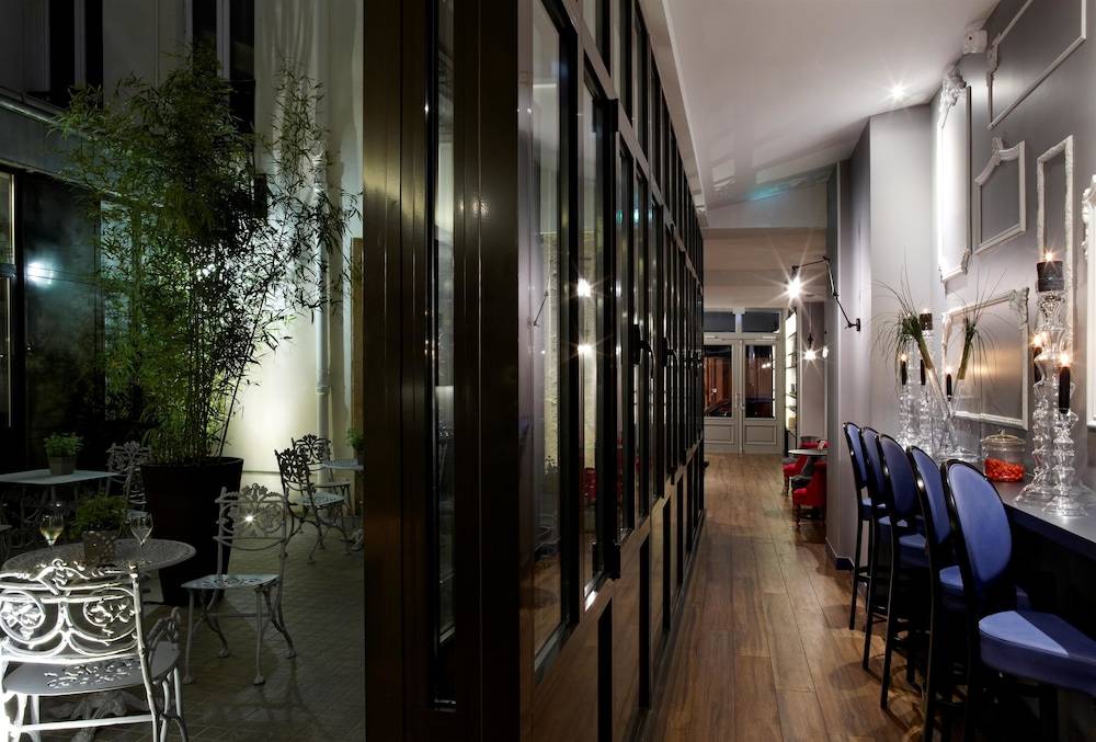 Hotel Mademoiselle 2