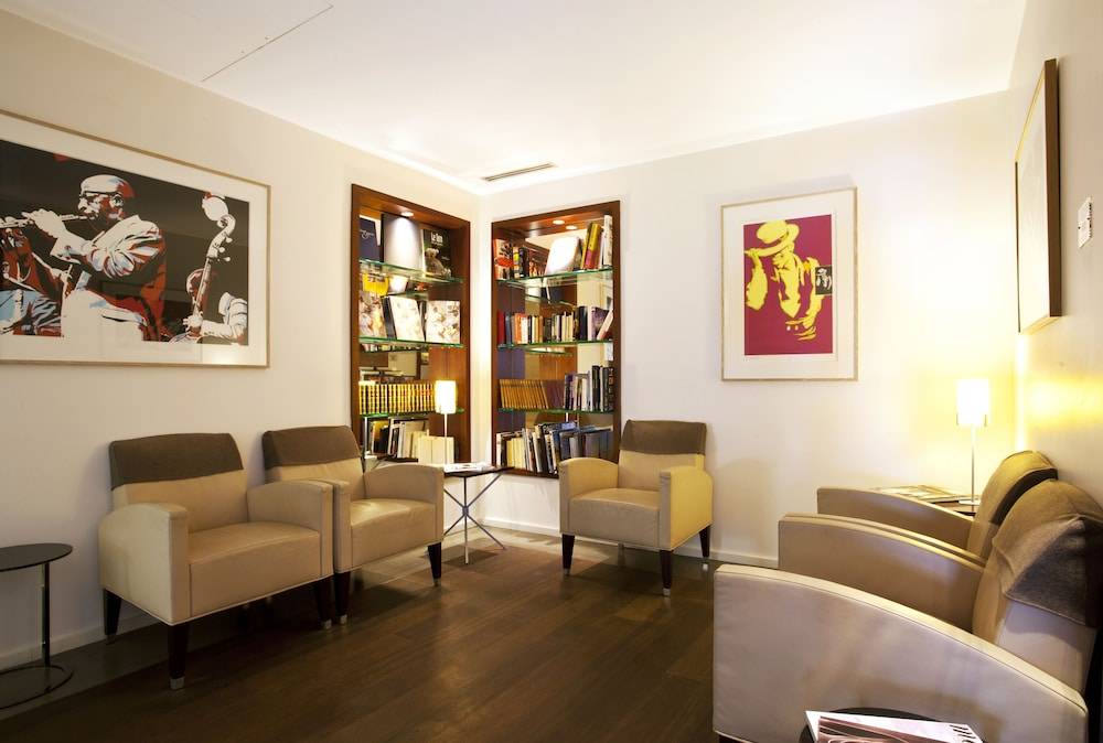 Select Hotel 2
