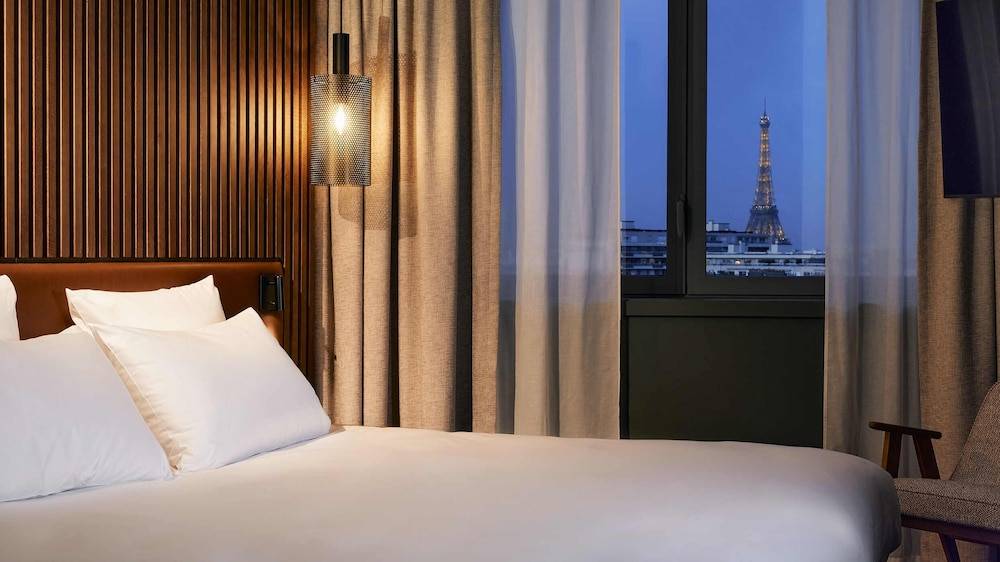 Le Bellune Paris 1