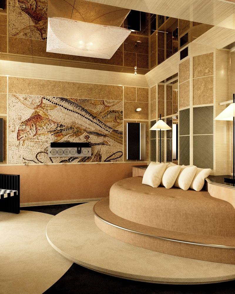 Hôtel Luxia & Spa 1