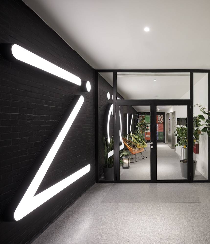 Zoku Paris 2