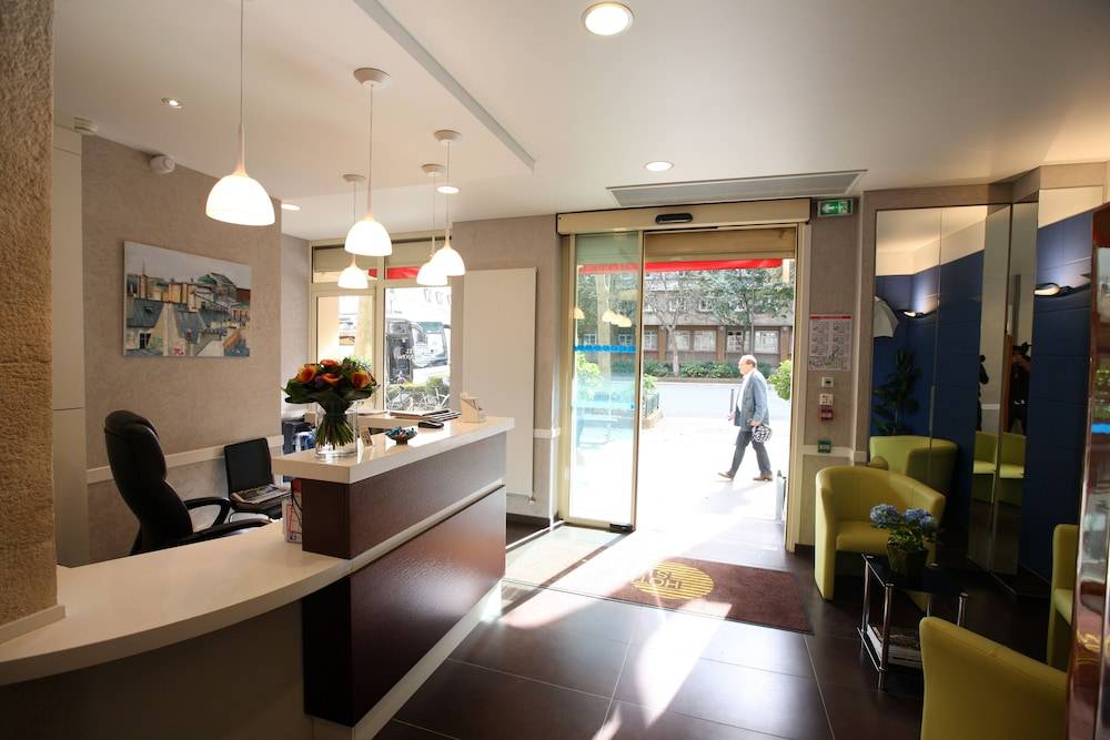 Hôtel Sunny 2