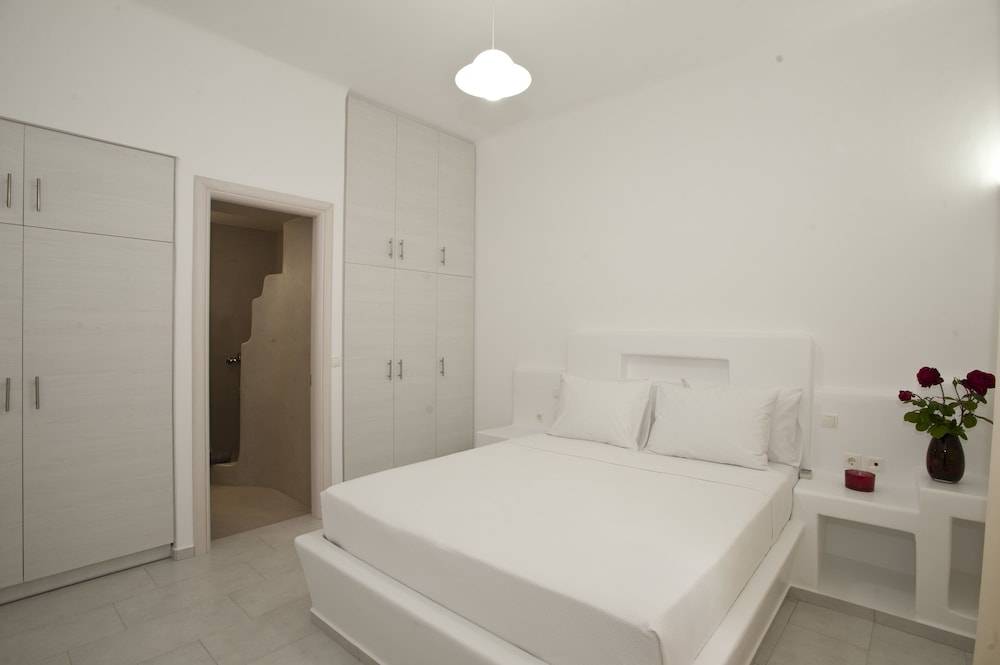 AC Village Christoulis 2