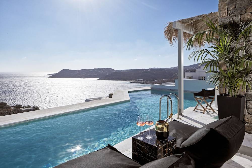 Myconian Villa Collection - Preferred Hotels & Resorts 1