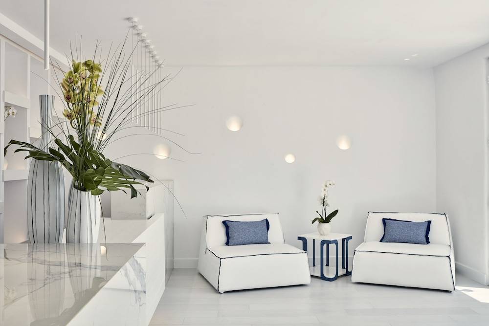 Katikies Mykonos - The Leading Hotels Of The World 2