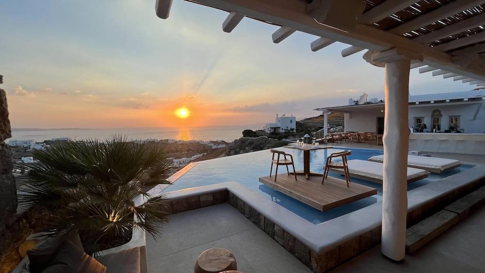 Nomia Sunset Suites Mykonos 1