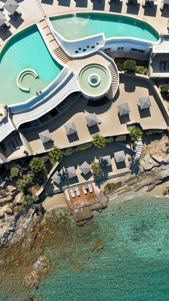 Anax Resort and Spa 1