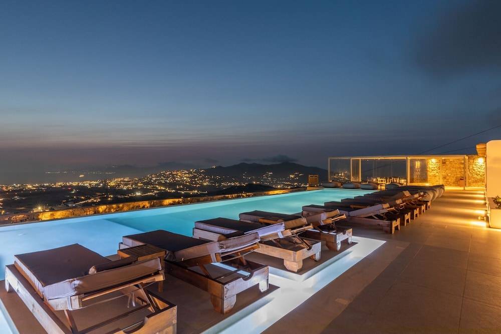 Sunset Hill Suites 1