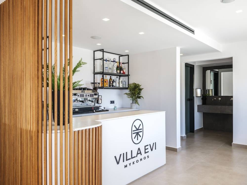 Evi Suites & Villas 2