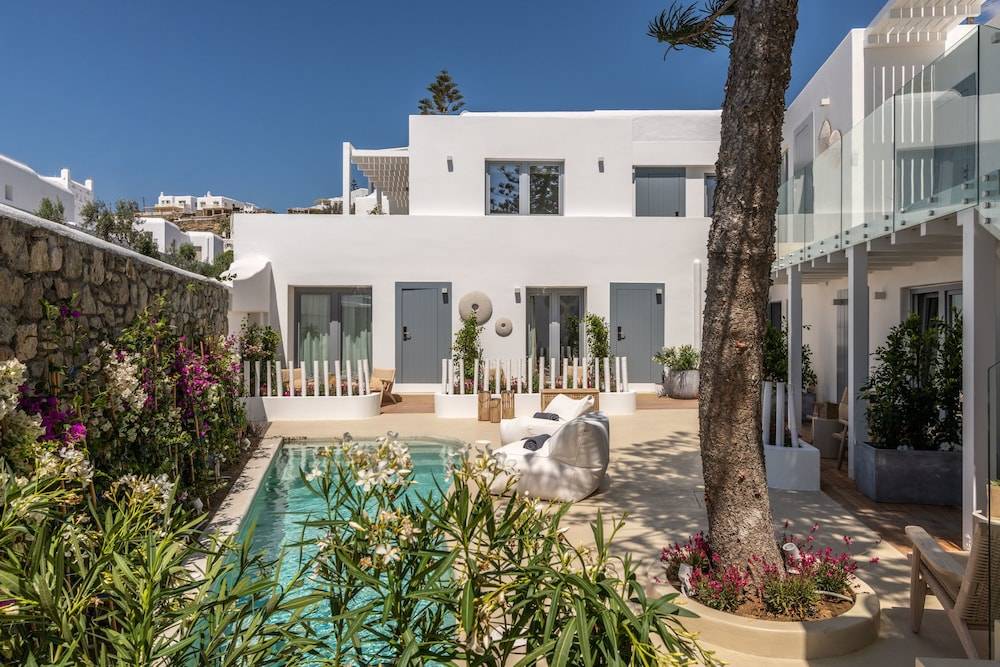 Oniro Suites, a member of Mykonos Highlights 1