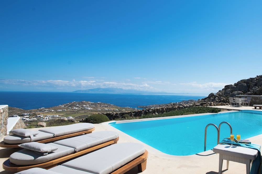 Amallini Suites Mykonos 1