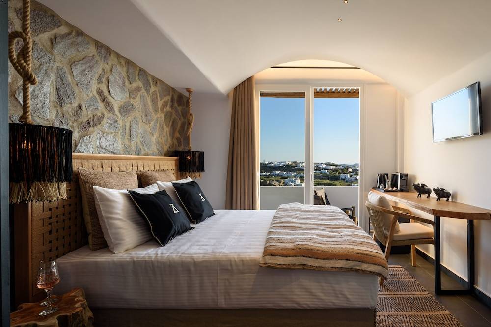 Vrachos Suites Mykonos 1