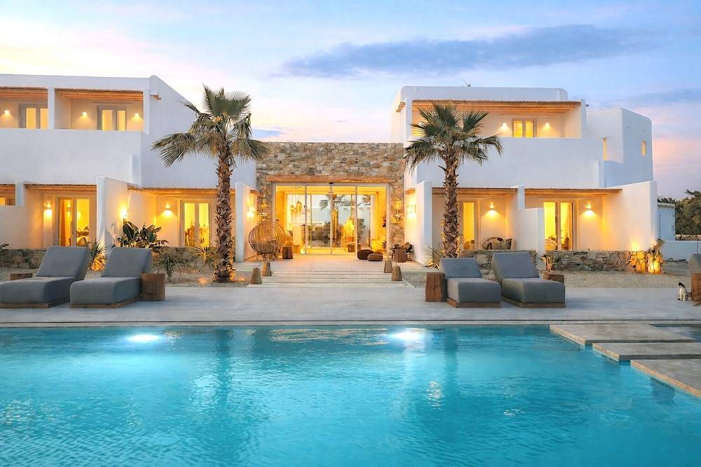 Adama Mykonos Boutique Hotel 1