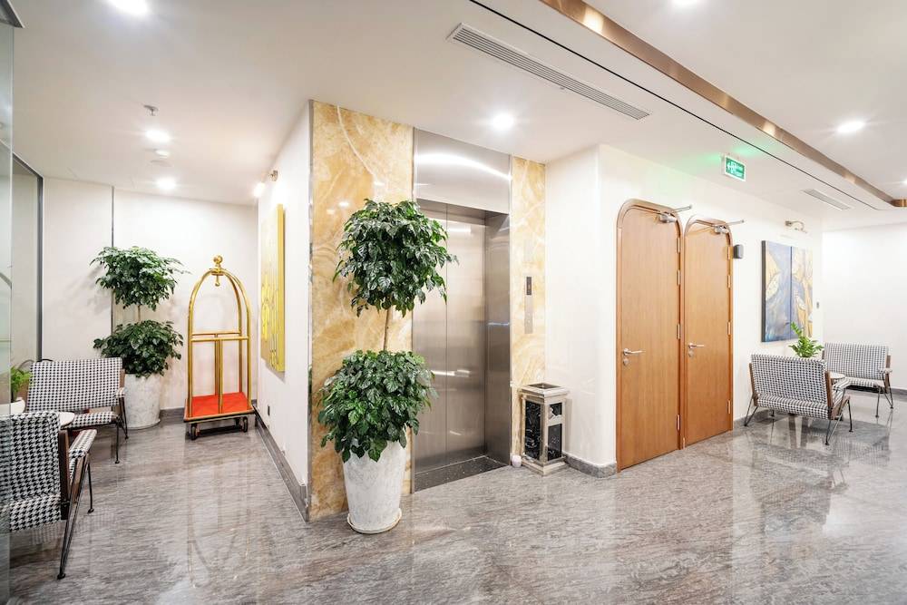 Hato Saigon Boutique Hotel & Rooftop 2