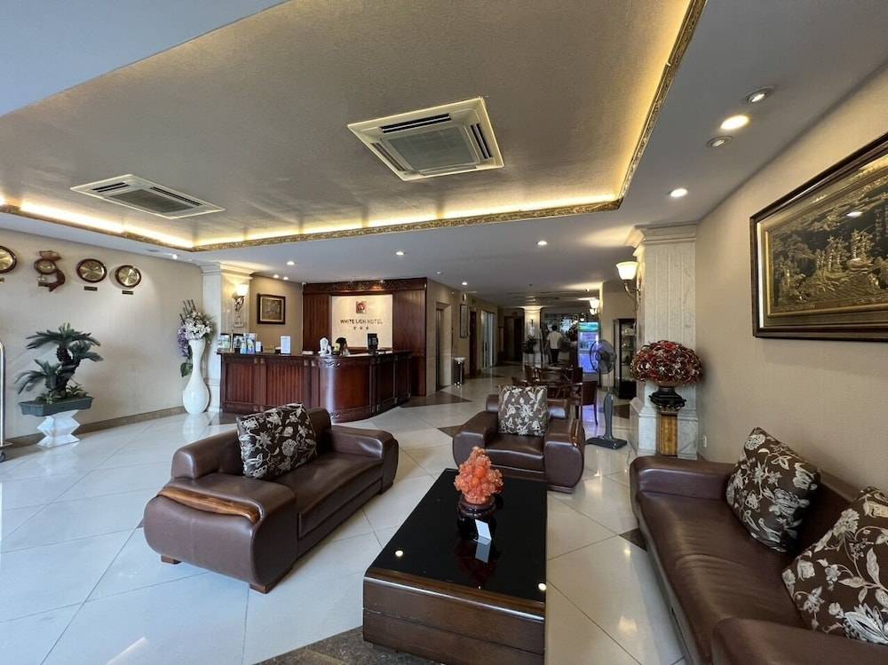 White Lion Hotel 2
