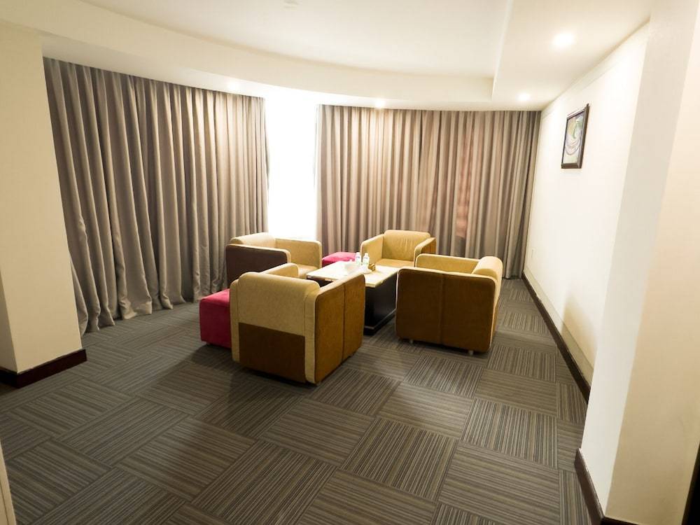 Đông Kinh Hotel 1