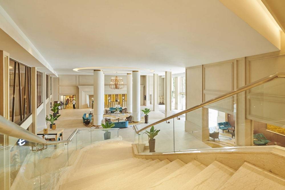 Eastin Grand Hotel Saigon 1