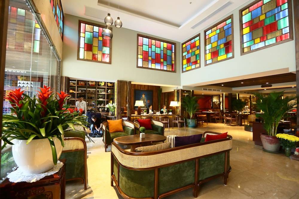 Au Lac Legend Hotel 2