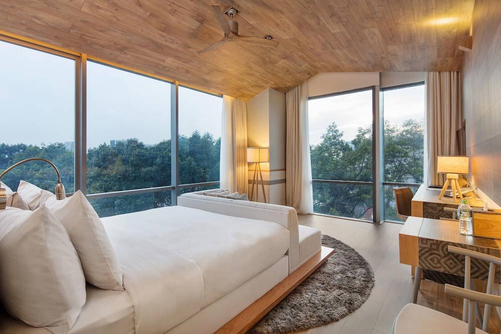 Fusion Suites Saigon 1