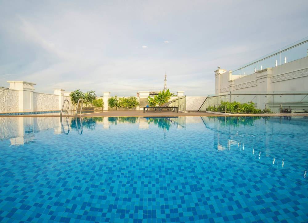 T-Ritz Saigon Hotel & Apartment 1