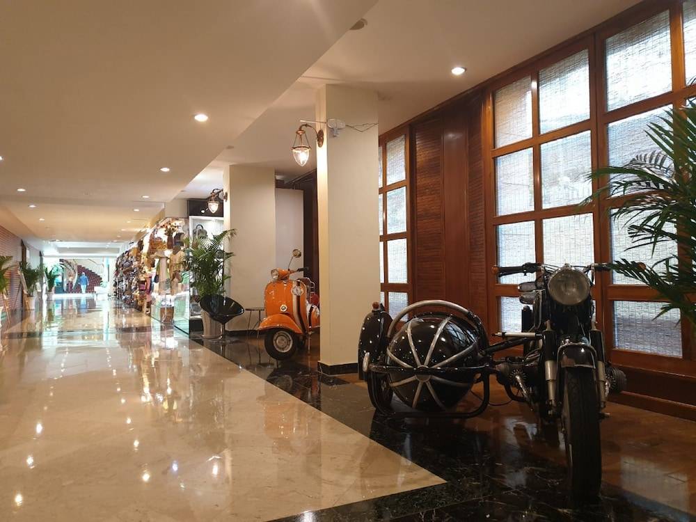 Ramana Saigon Hotel 1