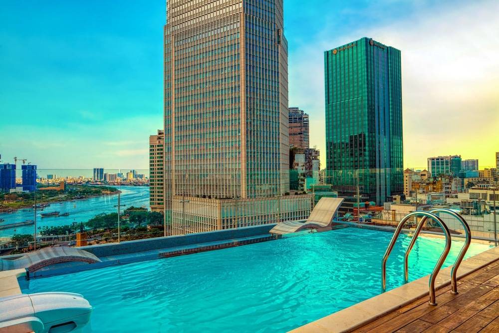 Sky Gem Central Hotel 1