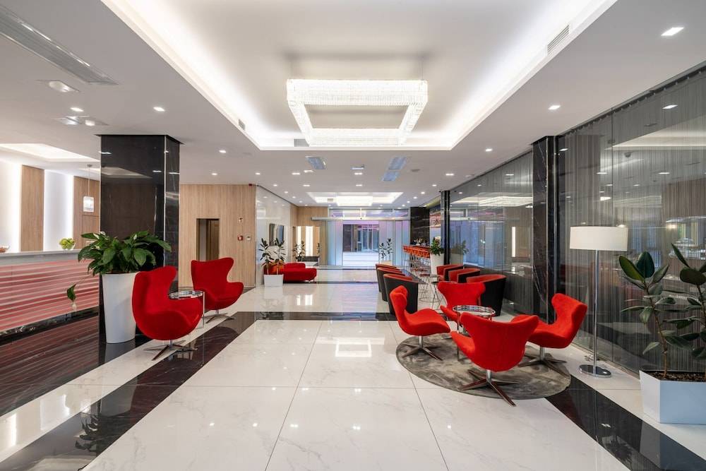 Silver Crown Hotel & Residence, Palace Quarter 1