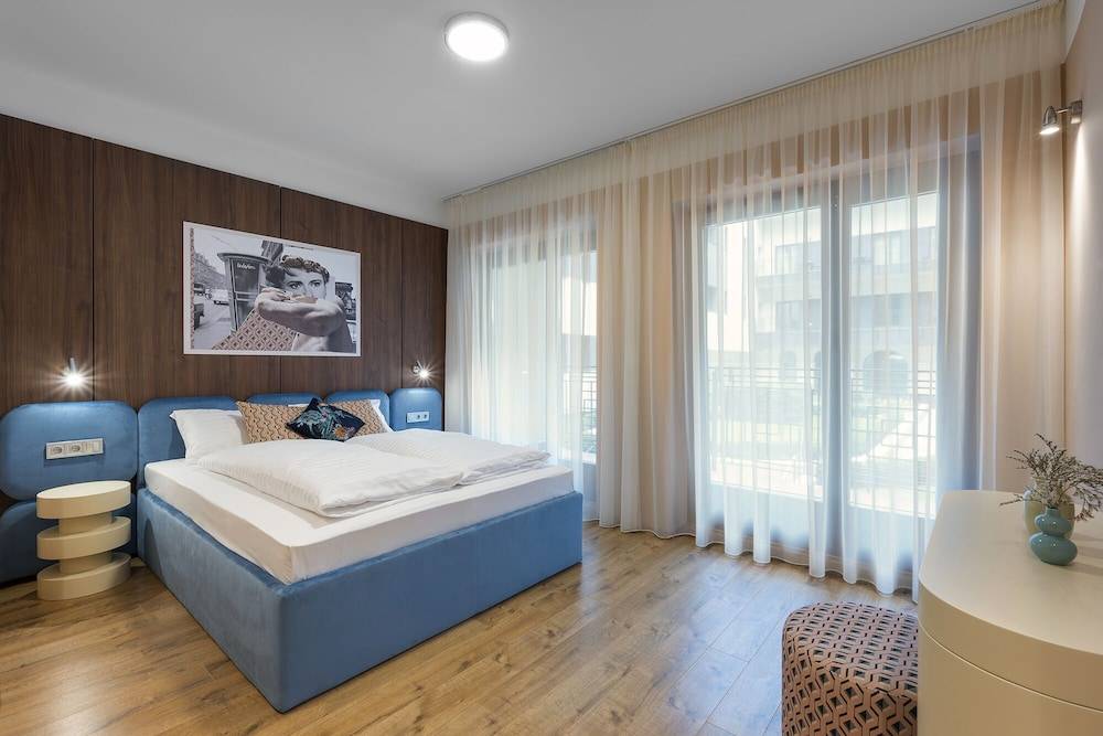 SWU Magazine Rooms 2