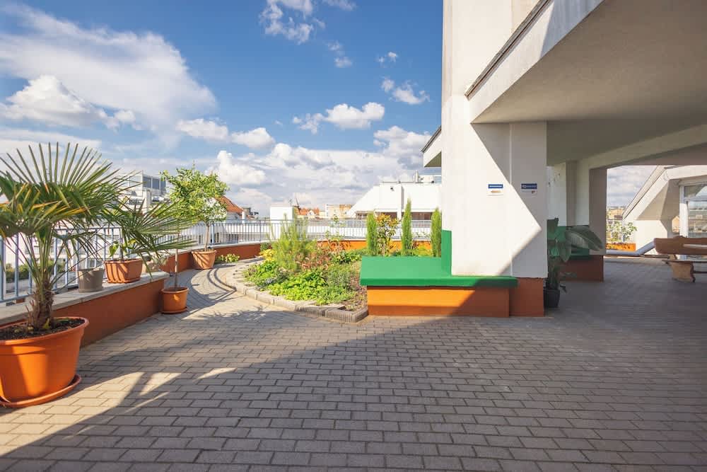 Rooftop City Residence 2