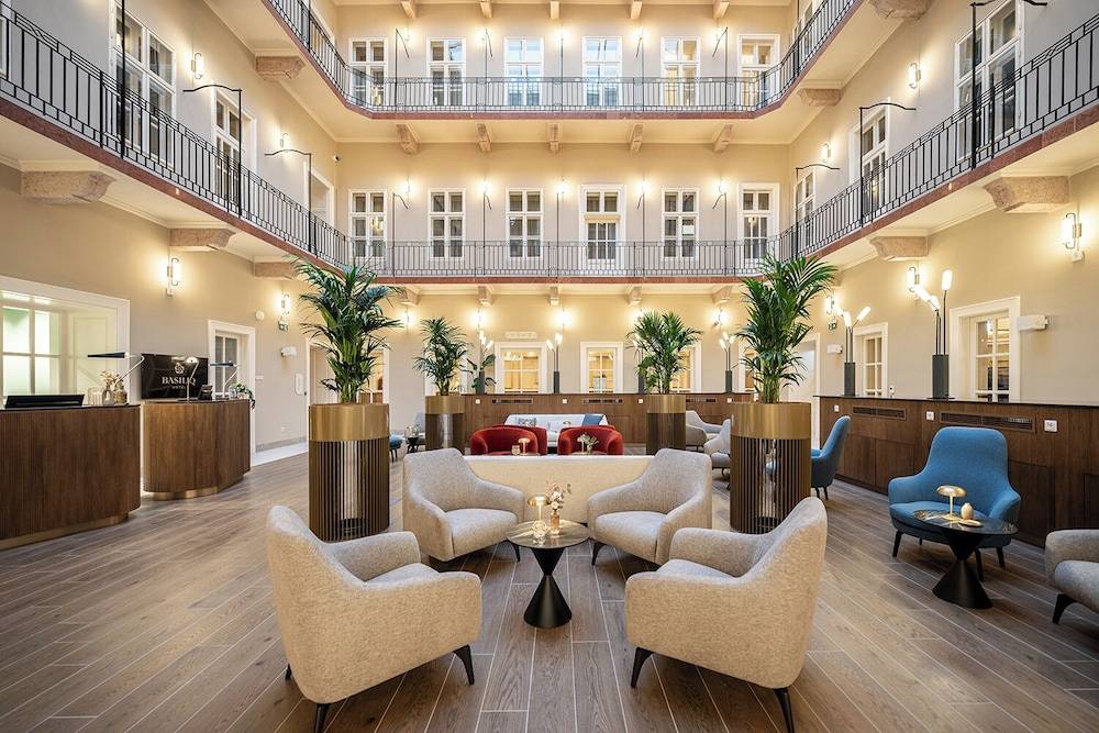 BasiliQ Hotel 2