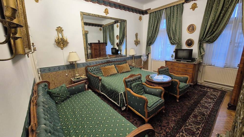 Imre Guest House 2