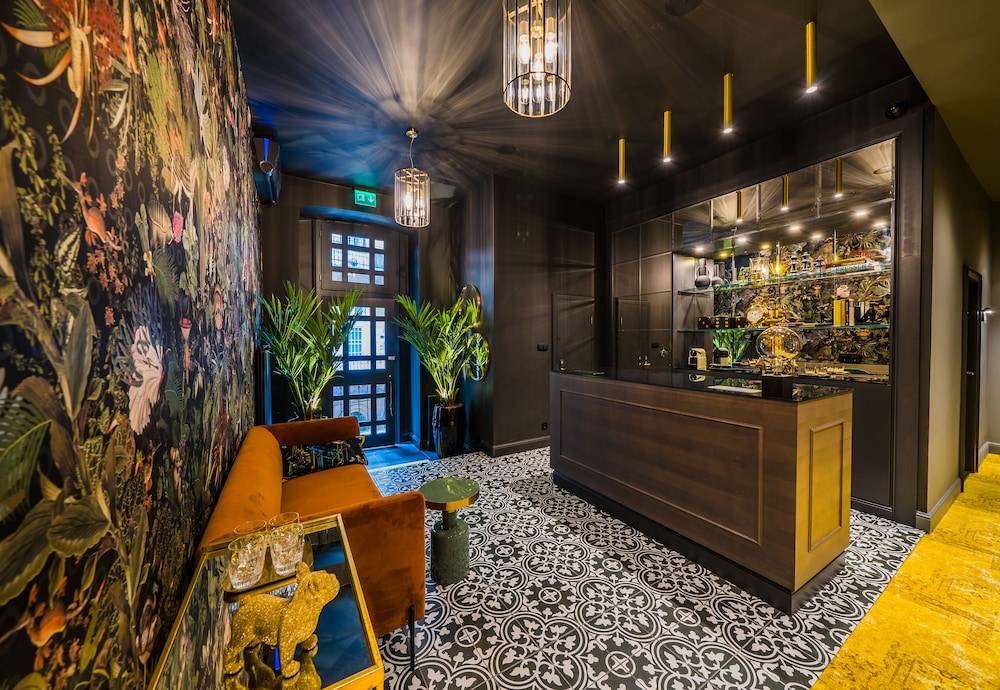 Leo Boutique Rooms - Adults Only 1