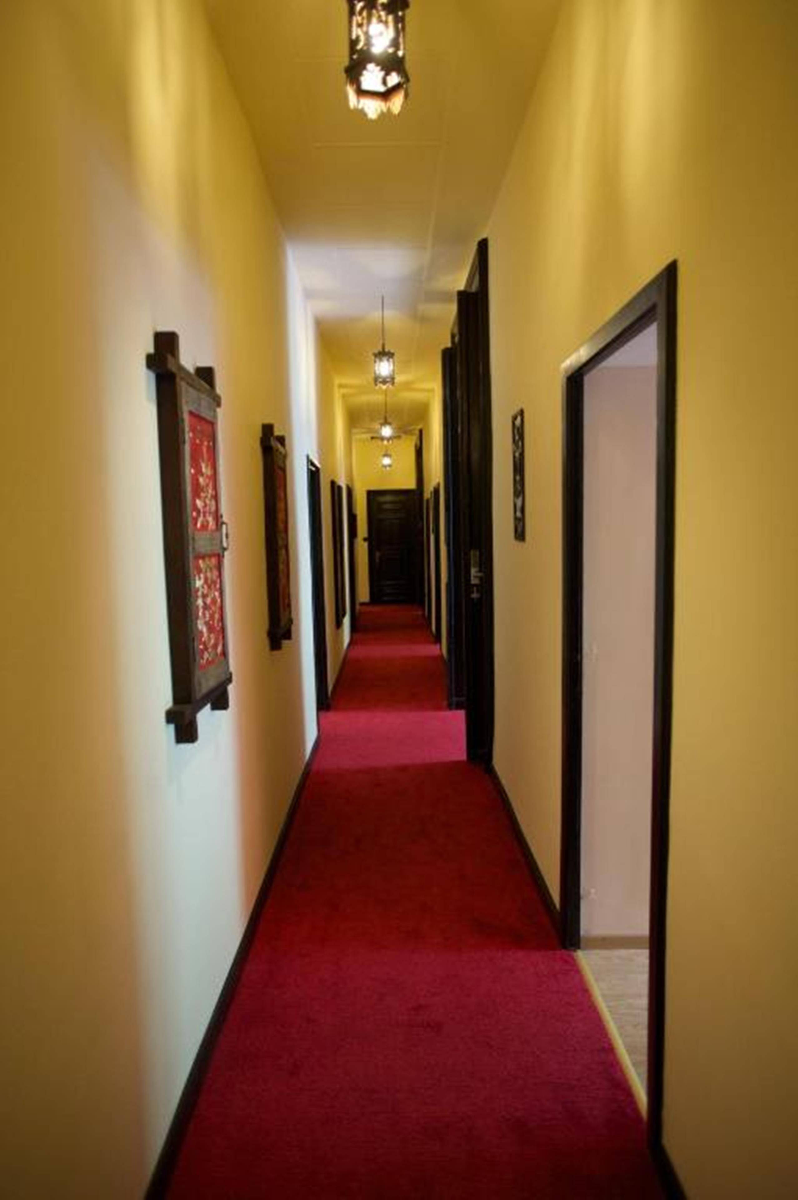 Andrassy Thai Hotel 2
