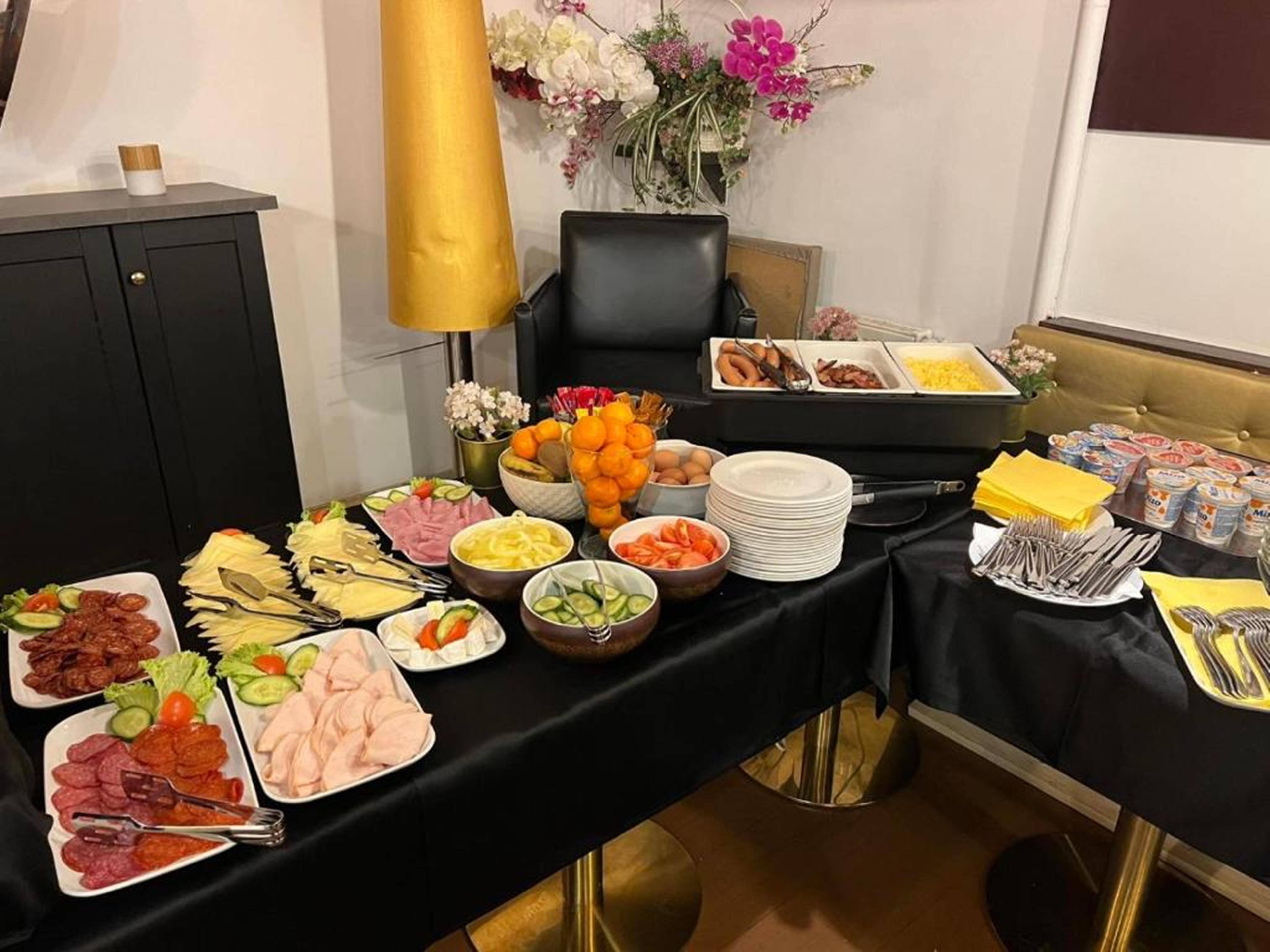 Andrassy Thai Hotel 1