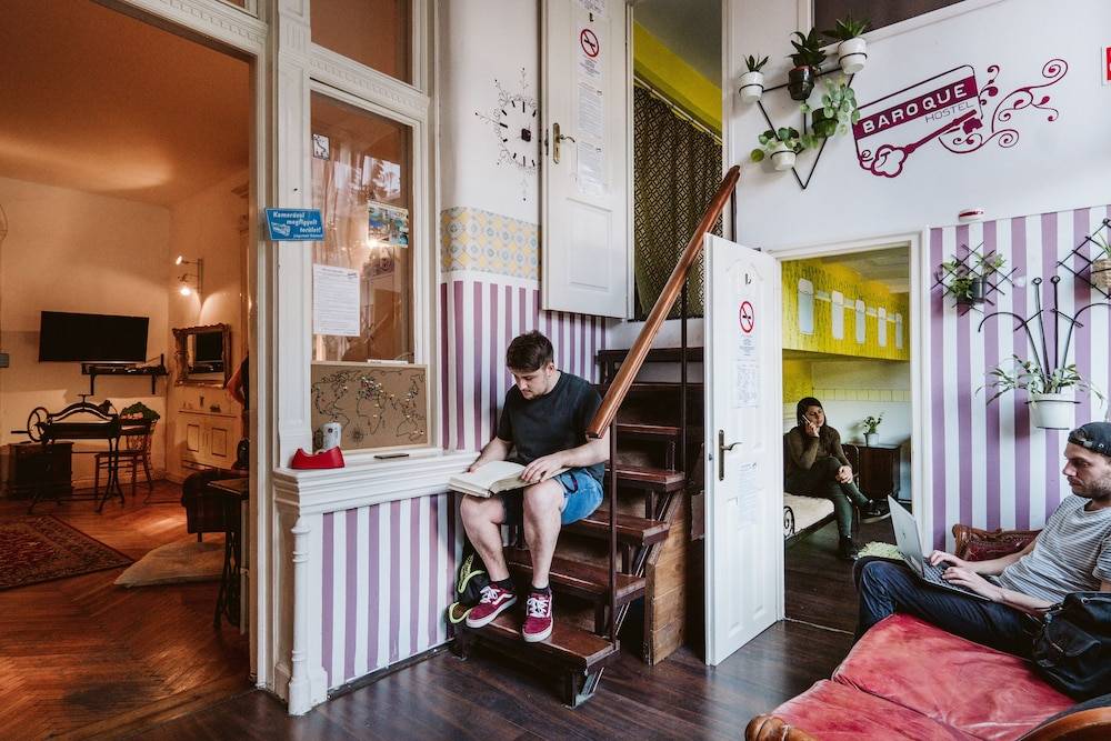 Baroque Hostel & Coworking 2