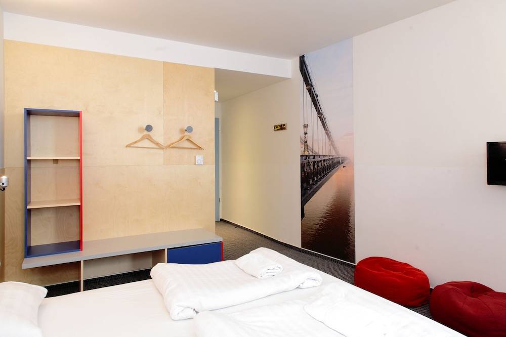 Maverick Budapest Soho 2