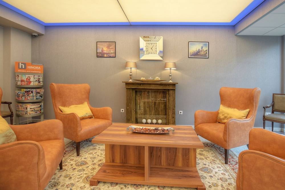 Anna Hotel 2