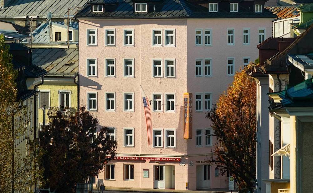 Newly renovated Boutique Hotel Vier Jahreszeiten in the heart of Salzburg 1