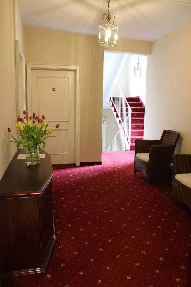 The Little Guesthouse 2