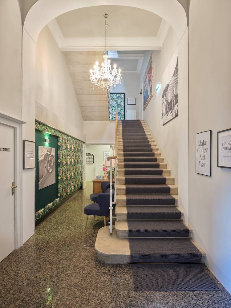 Hotel Villa Carlton - Adults Only 2