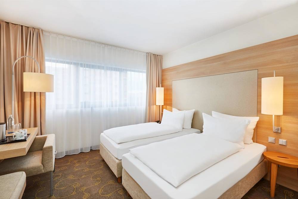 Hotel Salzburg-Hauptbahnhof 1