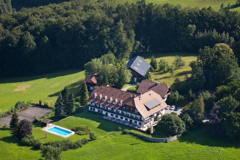 Hotel Schöne Aussicht 1