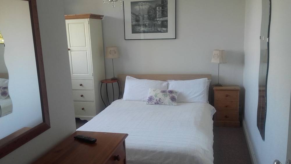 St. Aiden's Guesthouse 2